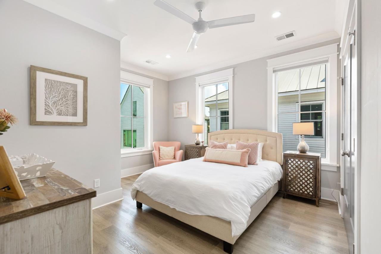The Azalea Suite At 124 Spring Charleston Exterior photo