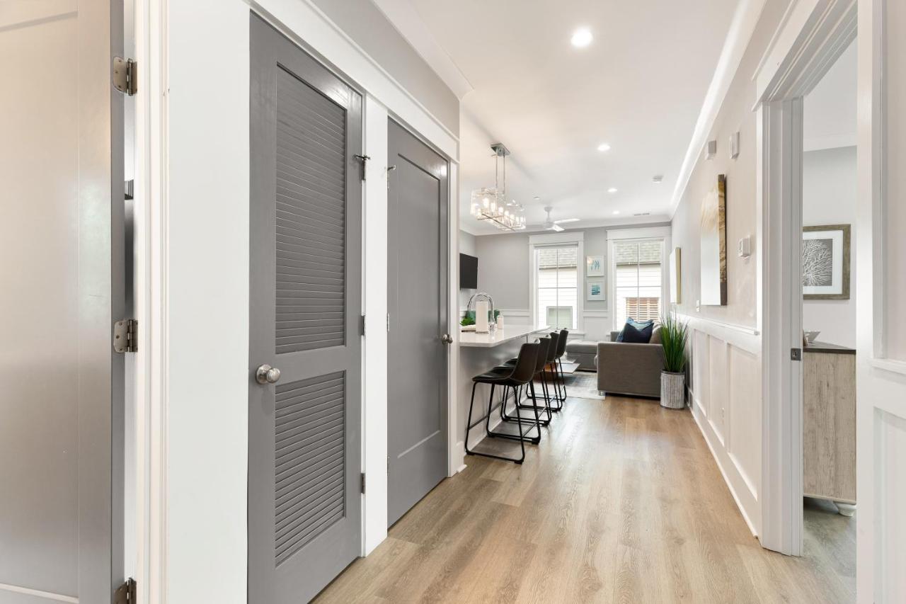 The Azalea Suite At 124 Spring Charleston Exterior photo